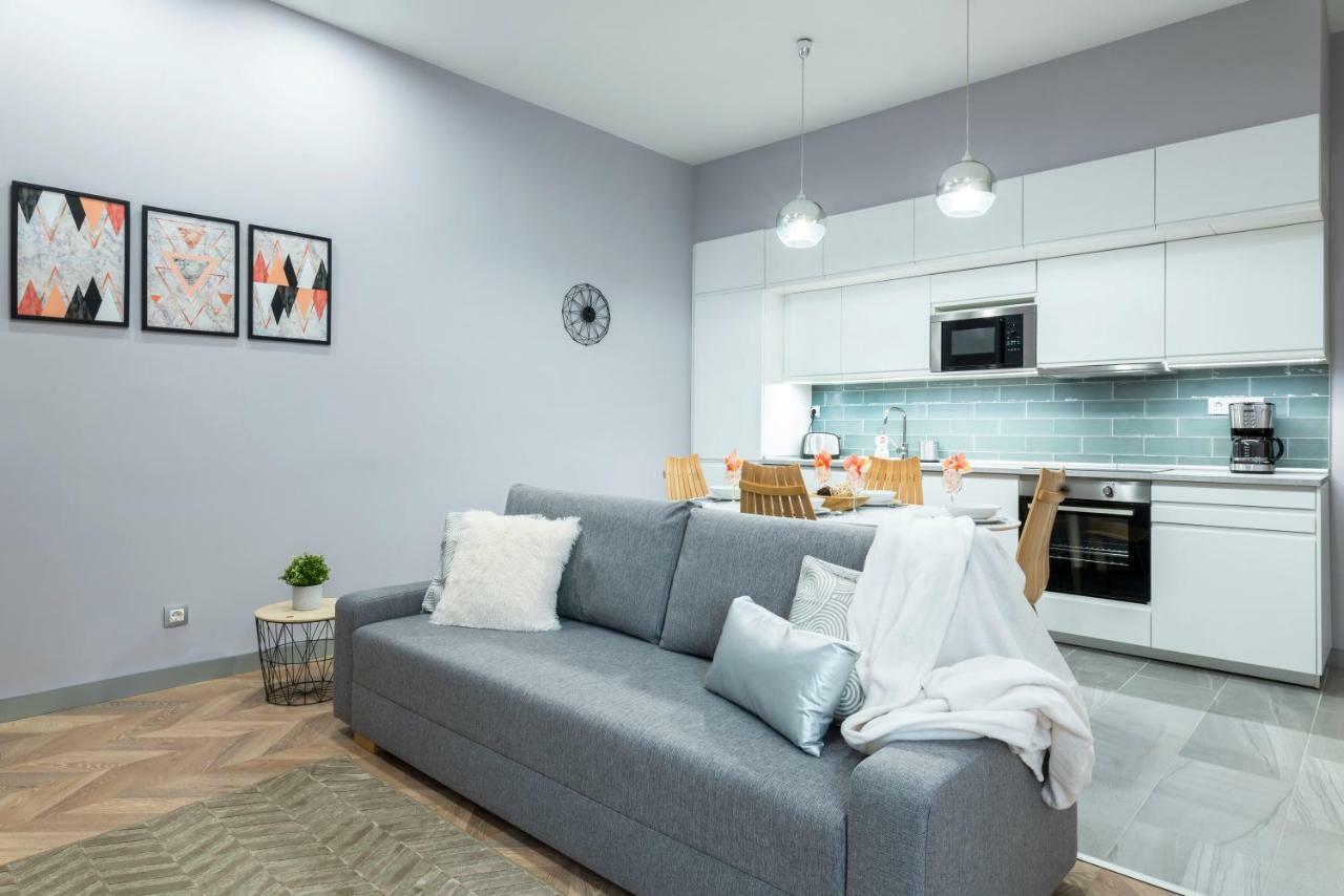 Modern 2 Bedroom Apartment With Free Airport Transfer Budapeste Exterior foto
