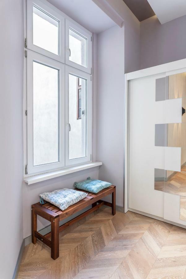 Modern 2 Bedroom Apartment With Free Airport Transfer Budapeste Exterior foto