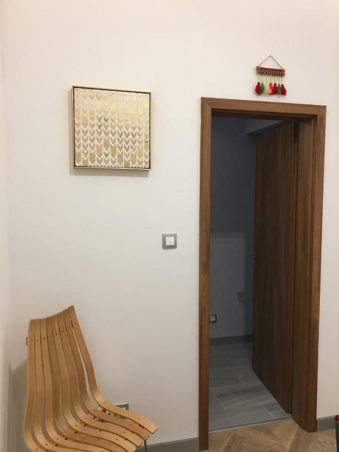 Modern 2 Bedroom Apartment With Free Airport Transfer Budapeste Exterior foto
